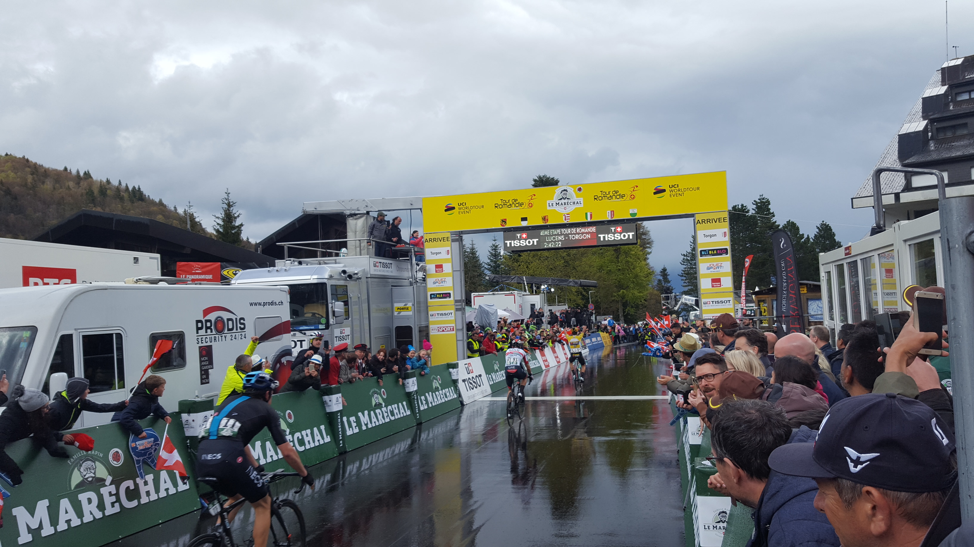 Cyclisme: Le Slovène Primoz Roglic remporte l'étape reine du Tour de Romandie à Torgon
